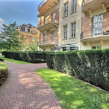 Apartment Hyde Park, Duplex De Charme Dans Une De Standing Brussels