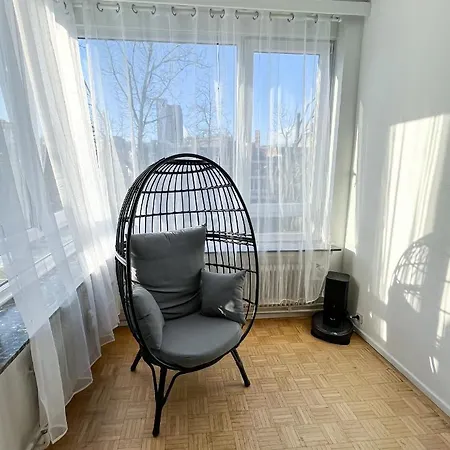 Cosy Two Bedroom In Brussels