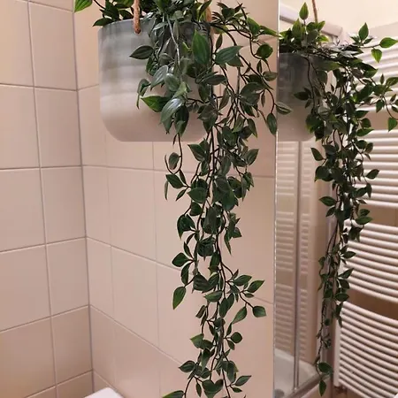 Cozy Design Studio, Hyper-equipped And Close To Eu Apartment *