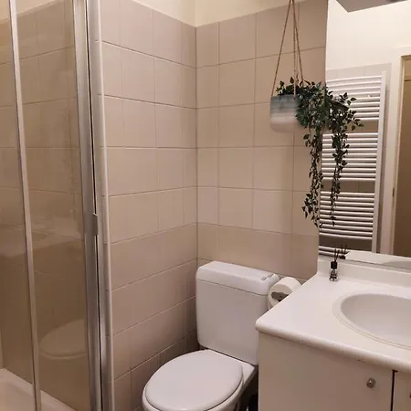 Apartment Cozy Design Studio, Hyper-equipped And Close To Eu *