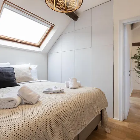 Saint Gery Apartment *