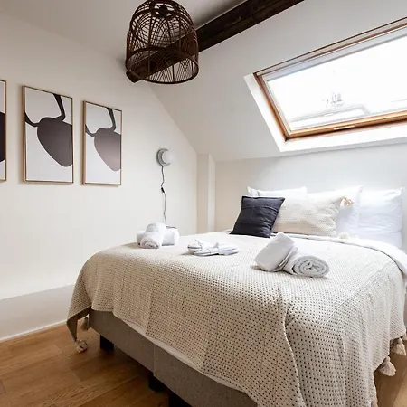 Apartment Saint Gery