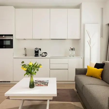 L-avenue Hotel Brussels