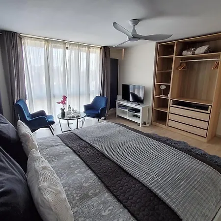 Homestay Deluxe Au 2eme Etage, Double Au 4eme Etage Not A *