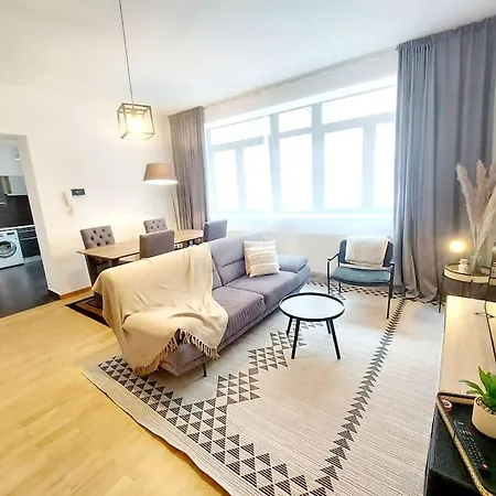 Cozy In Center. * Brussels