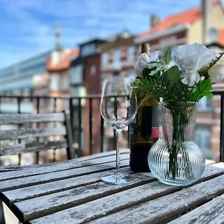 Appartement Lovely 2-bedroom Duplex W/ Balcony In