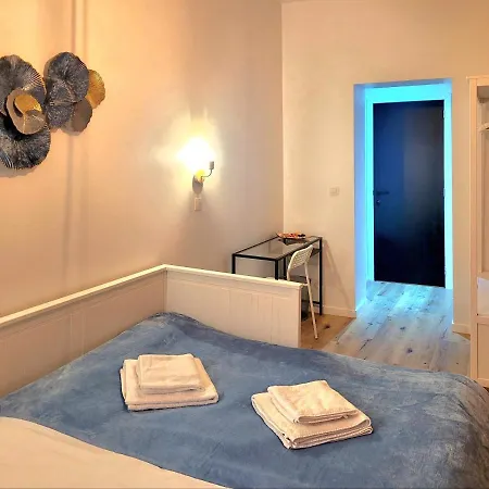 Brand New Camelia With Private Bathroom Guest house
