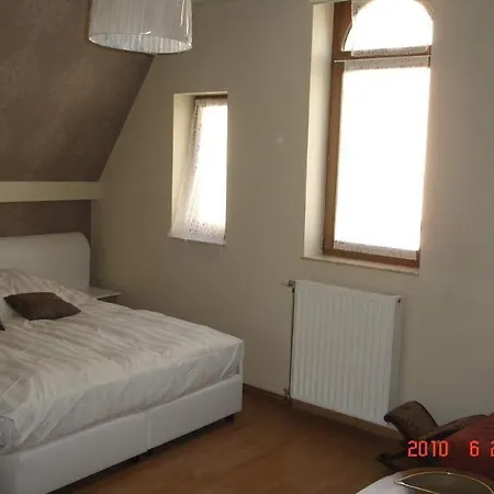 La Zarin 3* Brussels