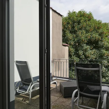 Loft Atypique Avec Terrasse Brussels