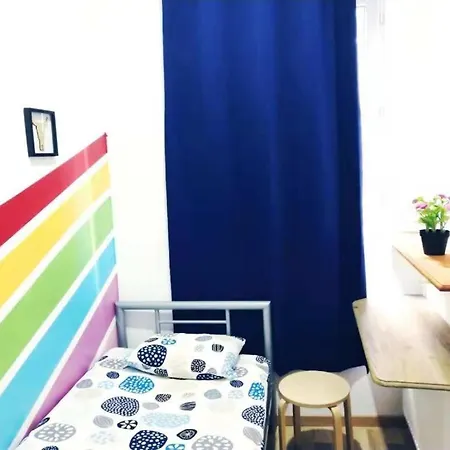 Cozy With Share The Bathroom And Kitchen Homestay *