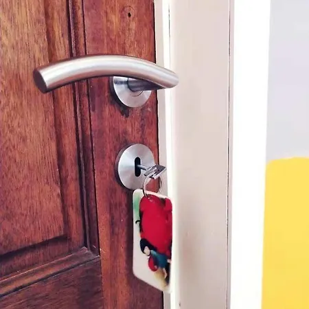 Homestay Cozy With Share The Bathroom And Kitchen *