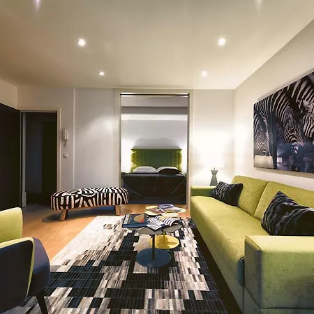 Aparthotel Charles - Louise