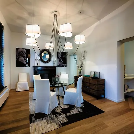 Aparthotel Charles - Ambiorix