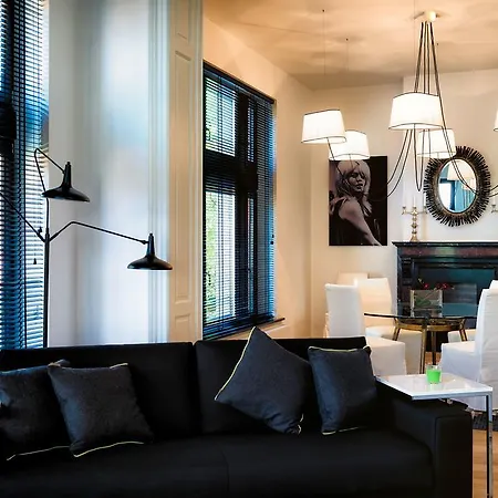 Aparthotel Charles - Ambiorix *