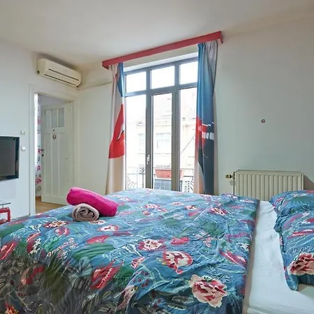 Apartment Au Centre De Pret Du *