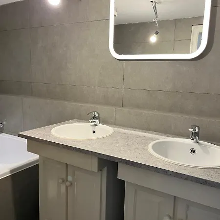 Uccle Chic Flat Apartment