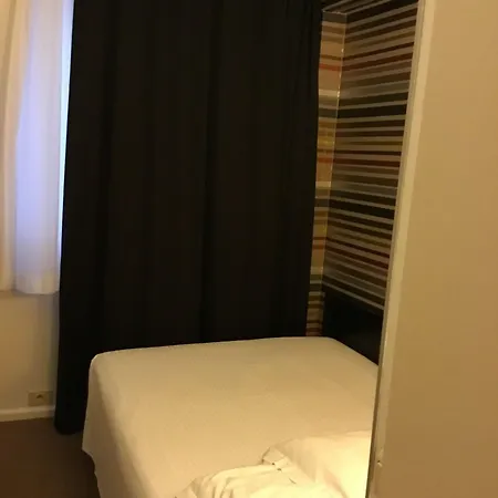 Queen Anne Hotel 3*