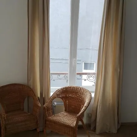 Close To Grand Place For 2 * Brussels
