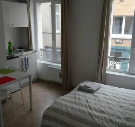 Close To Grand Place For 2 Apartment
