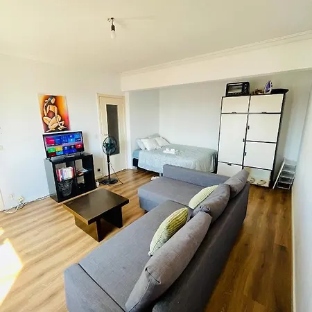 Cozy Studio Near Center Apartment Brussels
