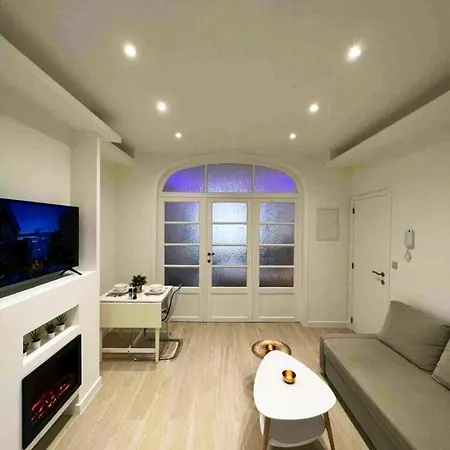 One Bedroom With View Jacuzzi And Furnished Balcony At Koekelberg Brussels
