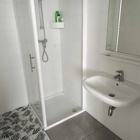 Bed & Breakfast Chambre Avec Douche Prive Brussels