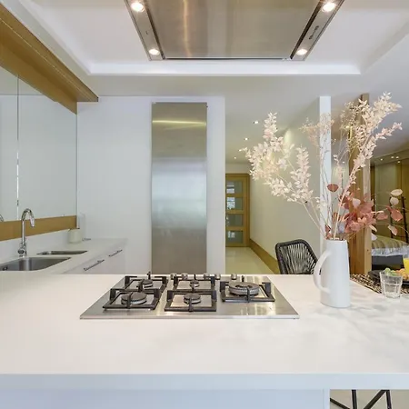 Couronne Apartment