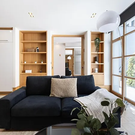 Apartment Couronne
