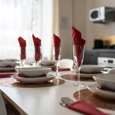 Superb 3 Bedroom & 3 Bathroom Duplex In Centre * Brussels