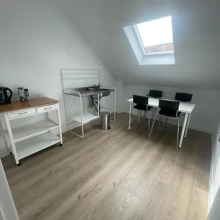 Schaerbeek 2 Homestay