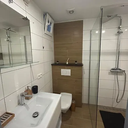 Elegance & Comfort Brand New Near To Atomium Apartment