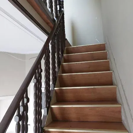 Family Friendly 1 Bed Apartment Brussels