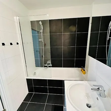 Apartment Urbanstay Grand Place Luxury *