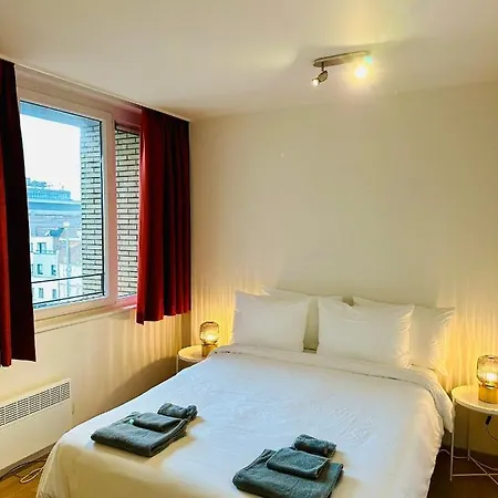 Apartment Urbanstay Grand Place Luxury *