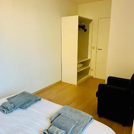 Urbanstay Grand Place Luxury Apartment *