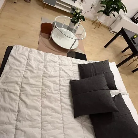 5ensational - Centre Apartment *