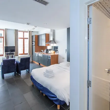 Azimut Flathotel