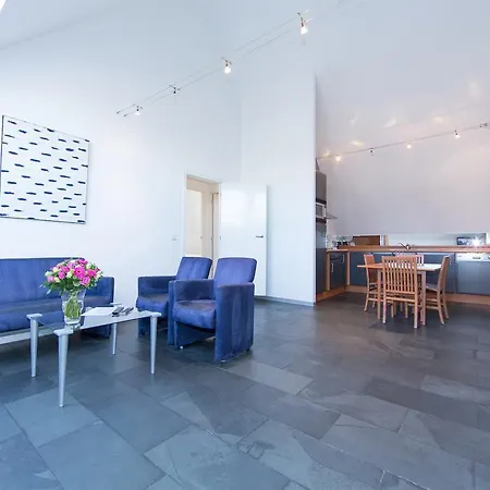 Azimut Flathotel 3* Brussels