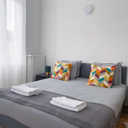 New Cozy In Porte De Hal * Brussels