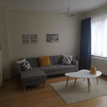 Basilique Corner Apartment