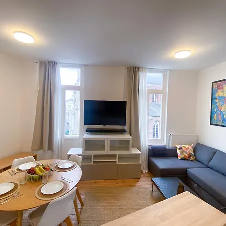 New Cozy In Porte De Hal Brussels