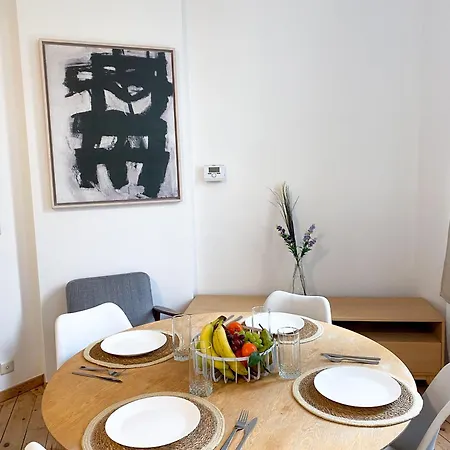 New Cozy In Porte De Hal Brussels
