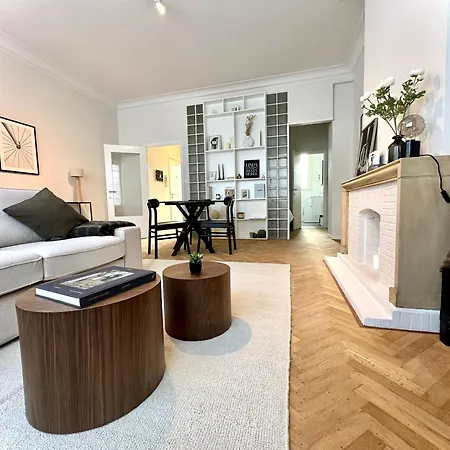 Apartment Magnifique - Quartier Louise! *
