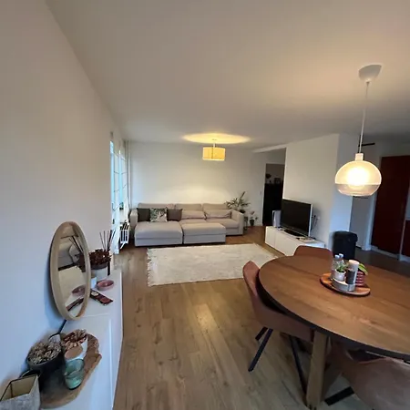 Une Chambre Moderne Avec Vue Imprenable Sur Le Parc Et Immense Terrasse - Ideal Pour Une Escapade Urbaine! *
