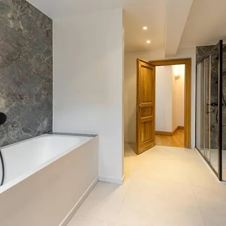 Unique Flat On The Grand Place * Brussels