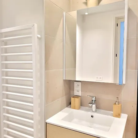 Grand Sablon Stylish Center Apartment