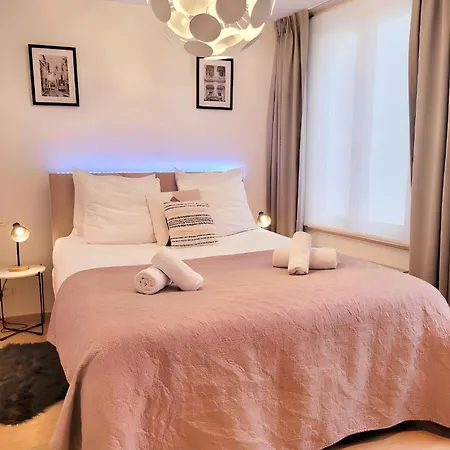 Apartment Grand Sablon Stylish Center *