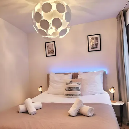 Apartment Grand Sablon Stylish Center Brussels