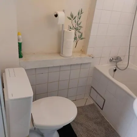 Cosy Studio Apartment *