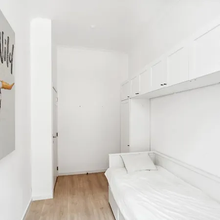 Apartment Degroux 82 - Self Check In By Homenhancement